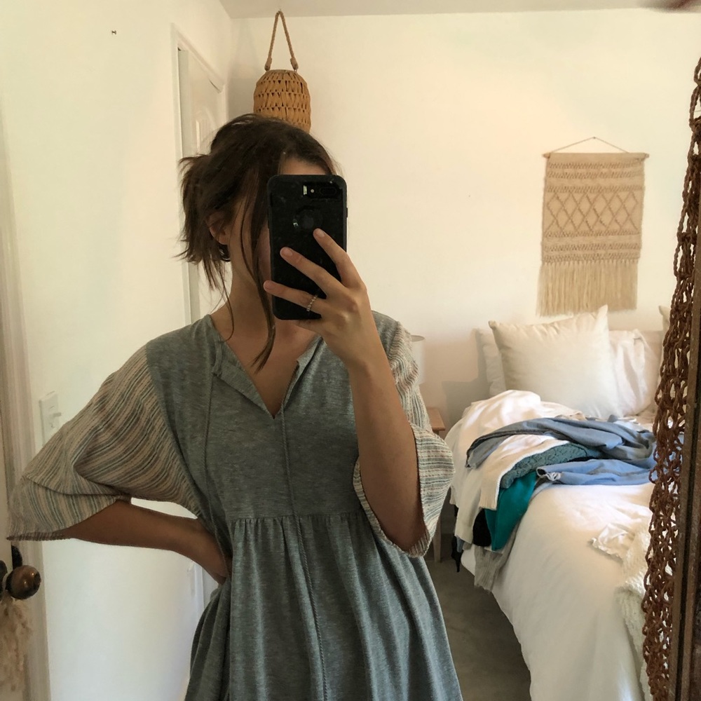 Dress - Picture 3 of 8